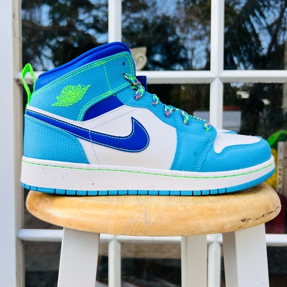 Nike Shoes - Nike Air Jordan Mid 1 “Sprite” Sneakers White Blue Green Excellent Shape!